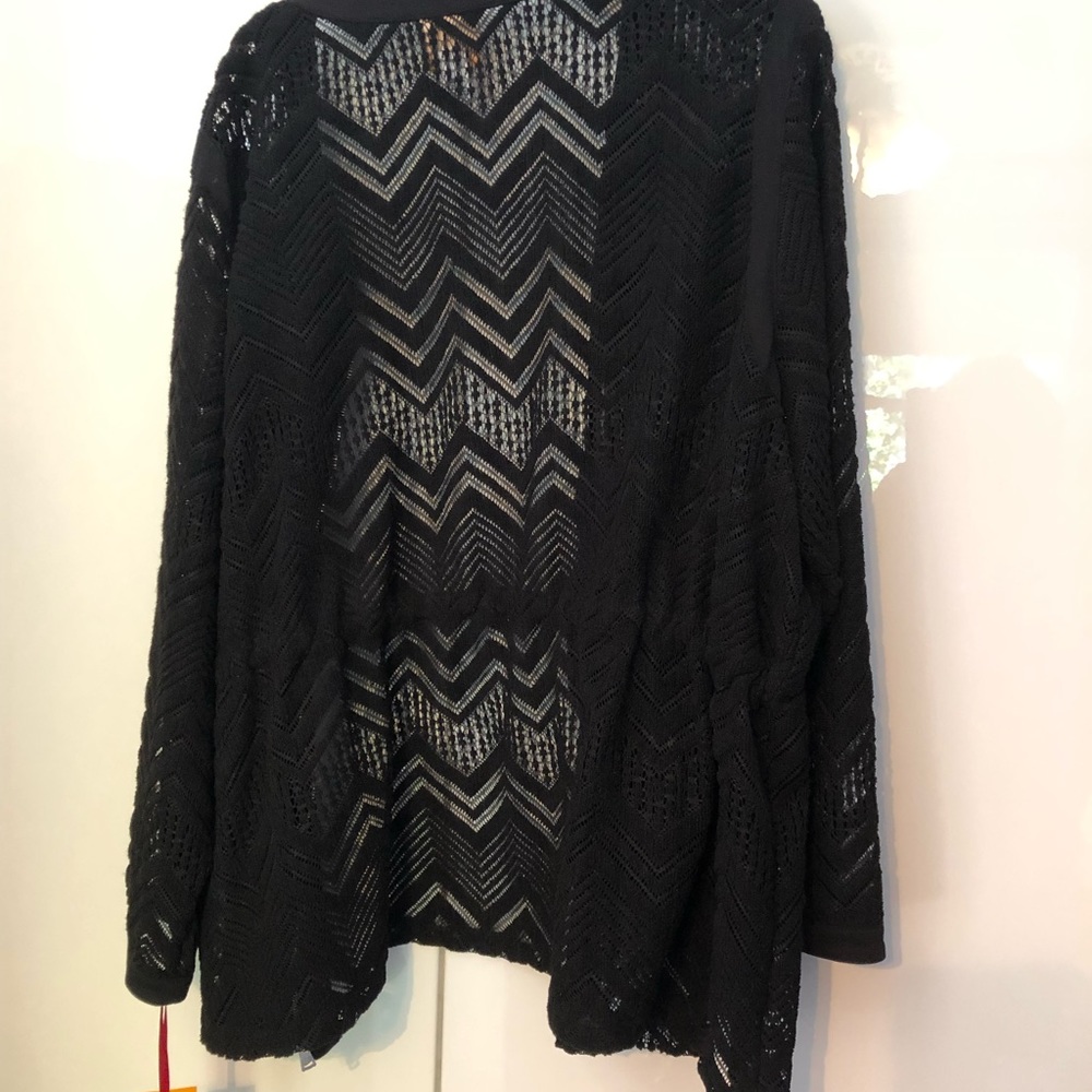 Ruby Red woman 3X New with Tags long sleeve Black cover up Lightweight pretty
